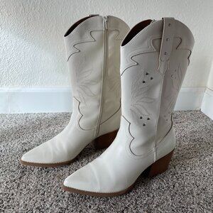 Universal Thread Cream Western Knee Booties — Size 11